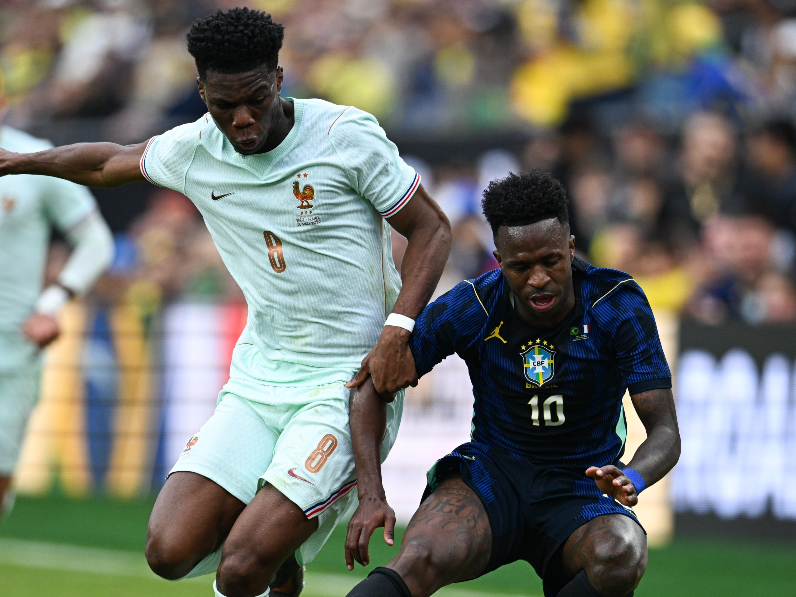 Injustiçado? Vini Jr. não tem protagonismo de antecessores na seleção