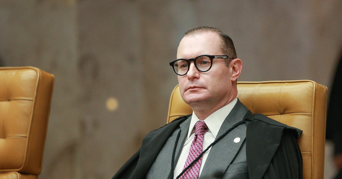 Zanin barra eleição indireta para governador-tampão no Rio de Janeiro