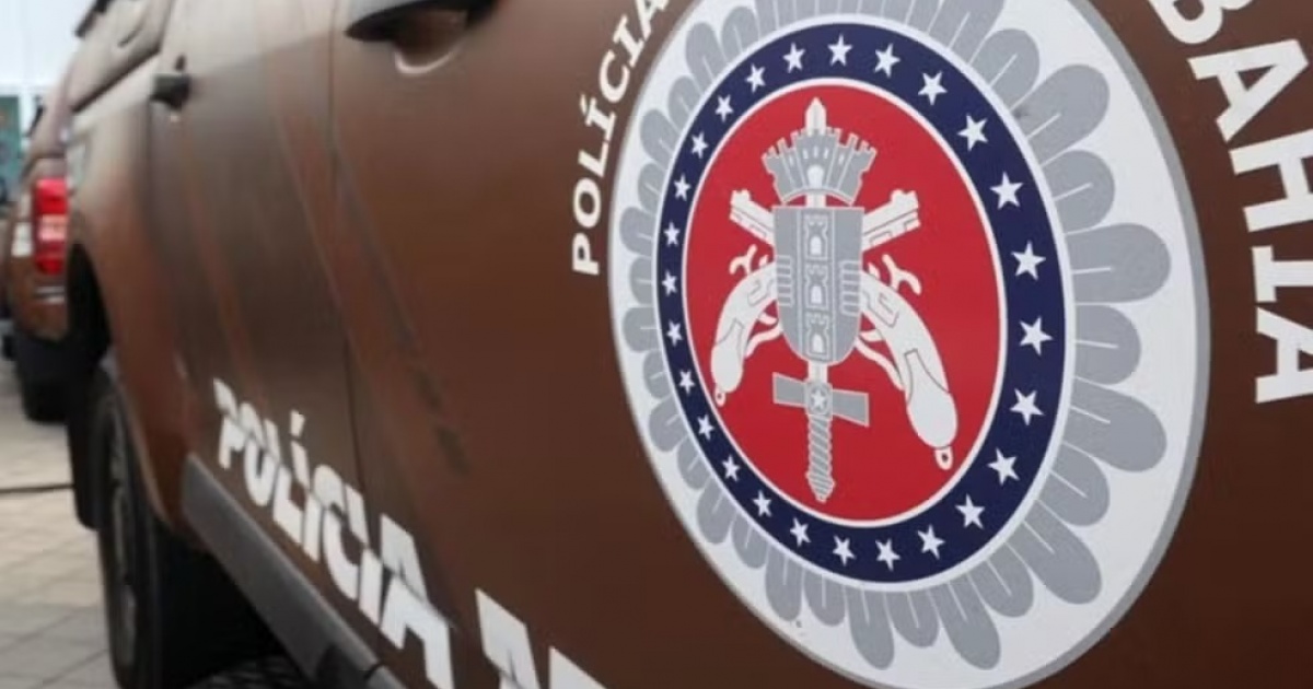 Homem é preso após atear fogo em varandas de casas de vizinhos em Teixeira de Freitas