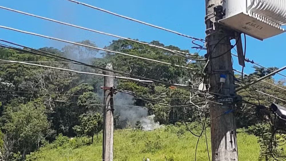 Dois homens morrem em queda de avião em Rio Claro, no sul do Rio de Janeiro