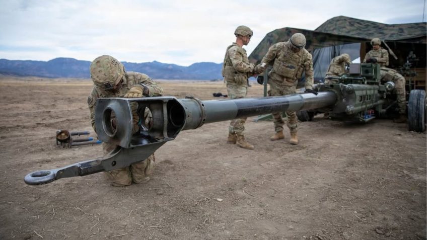 Soldados dos EUA no Oriente Médio: reforço militar em meio a tensões regionais.