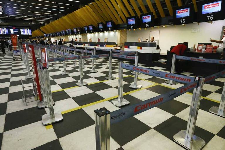 Projeto que transfere milhas aéreas para governo avança, sob contestação