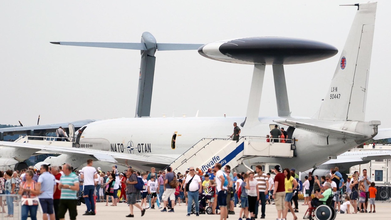 Como é o avião espião dos EUA atingido em ataque do Irã