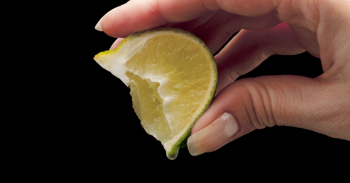 Estudos apontam propriedades promissoras do limão; veja quais e receitas com a fruta