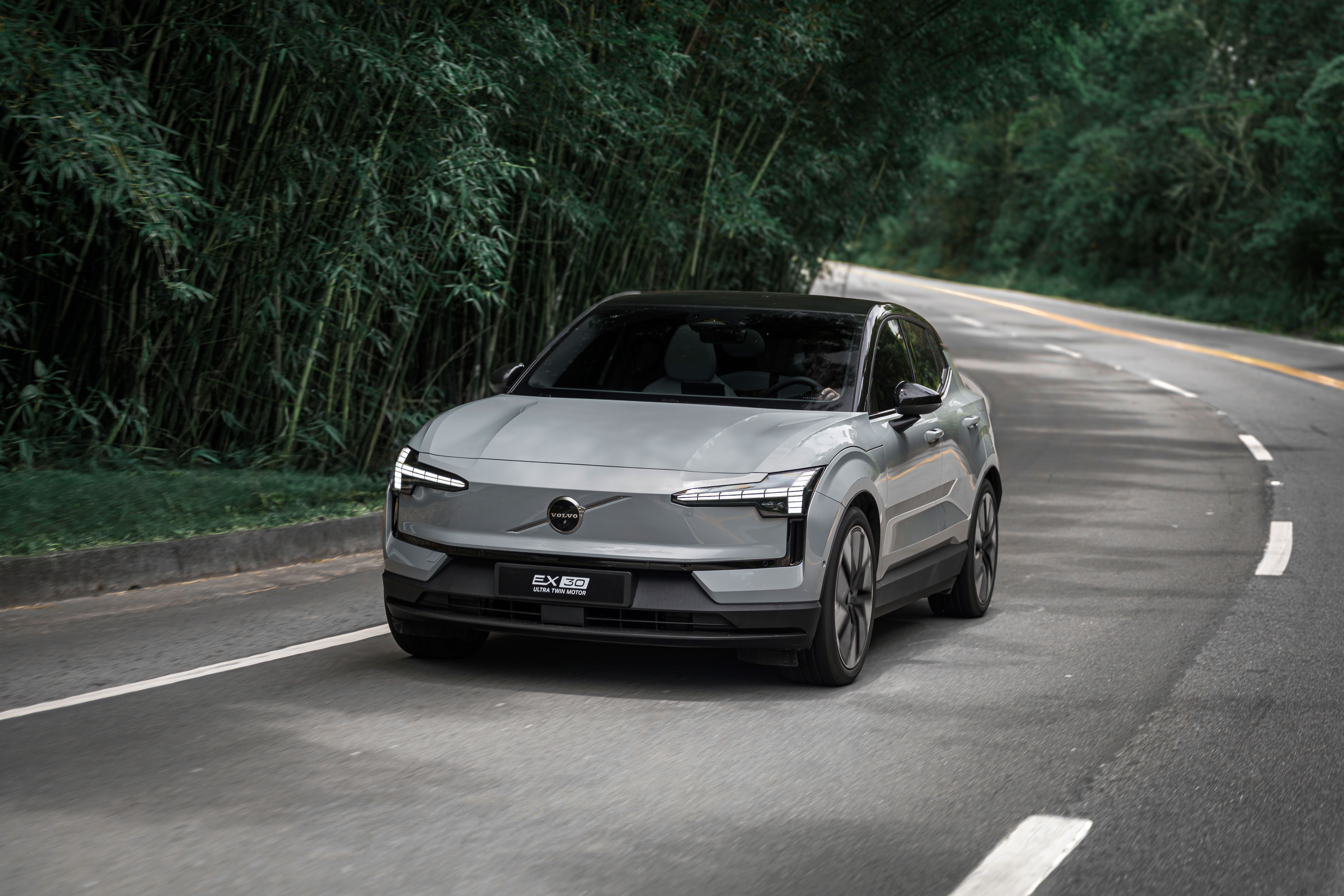 Volvo EX30 Ultra Twin Motor: como anda o SUV mais rápido já registrado pela marca no Brasil