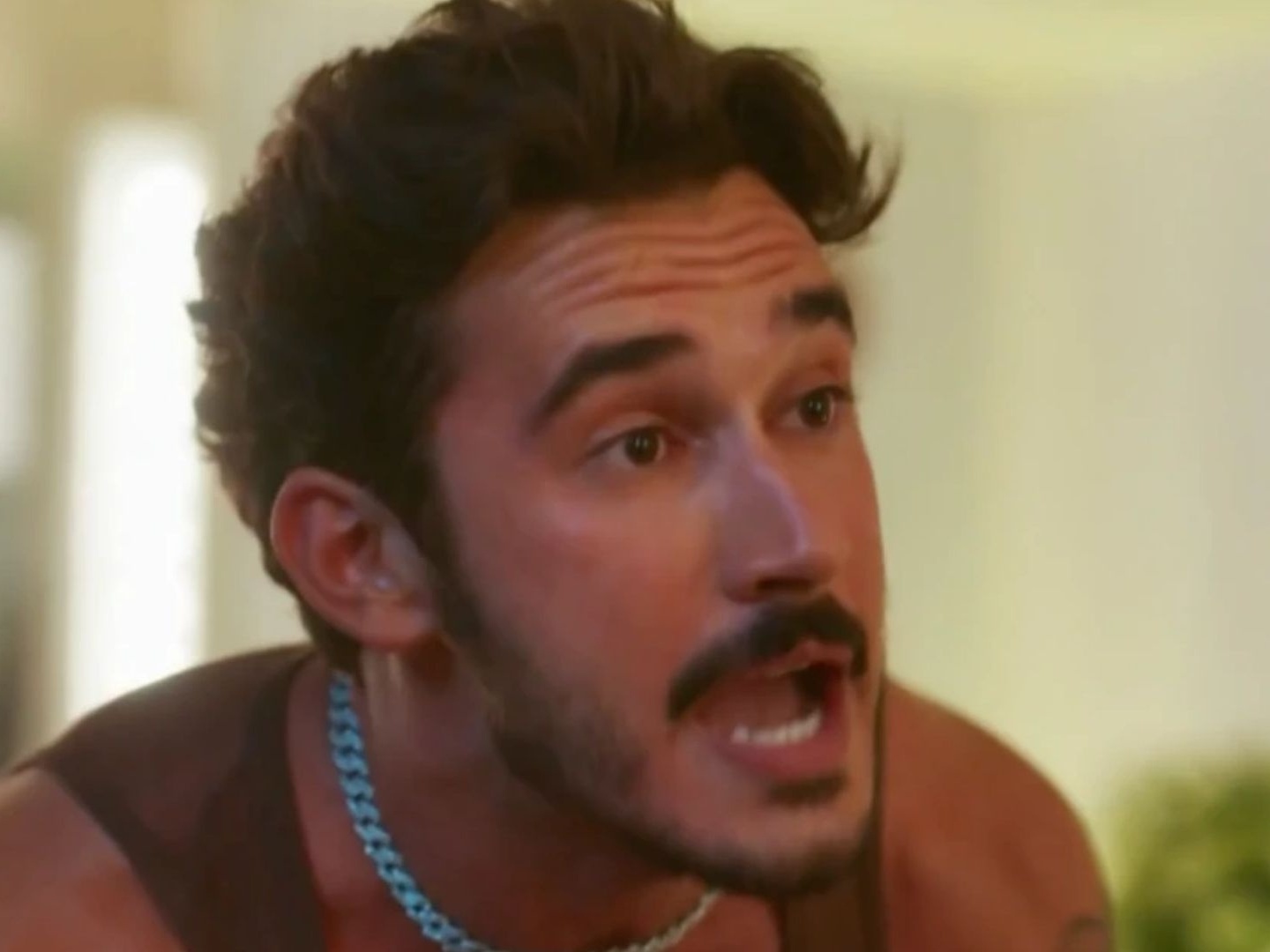 João Raul chuta o balde e decide mudar seu destino