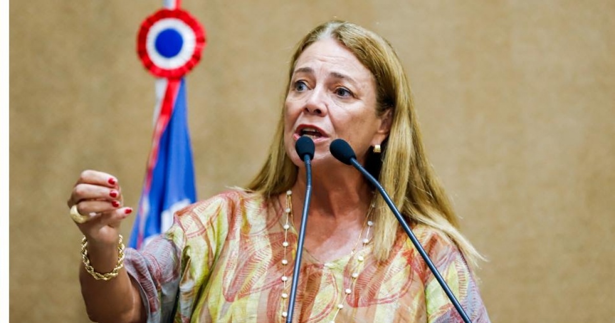 Fabíola Mansur se filia ao PV após deixar o PSB por “decisão política”