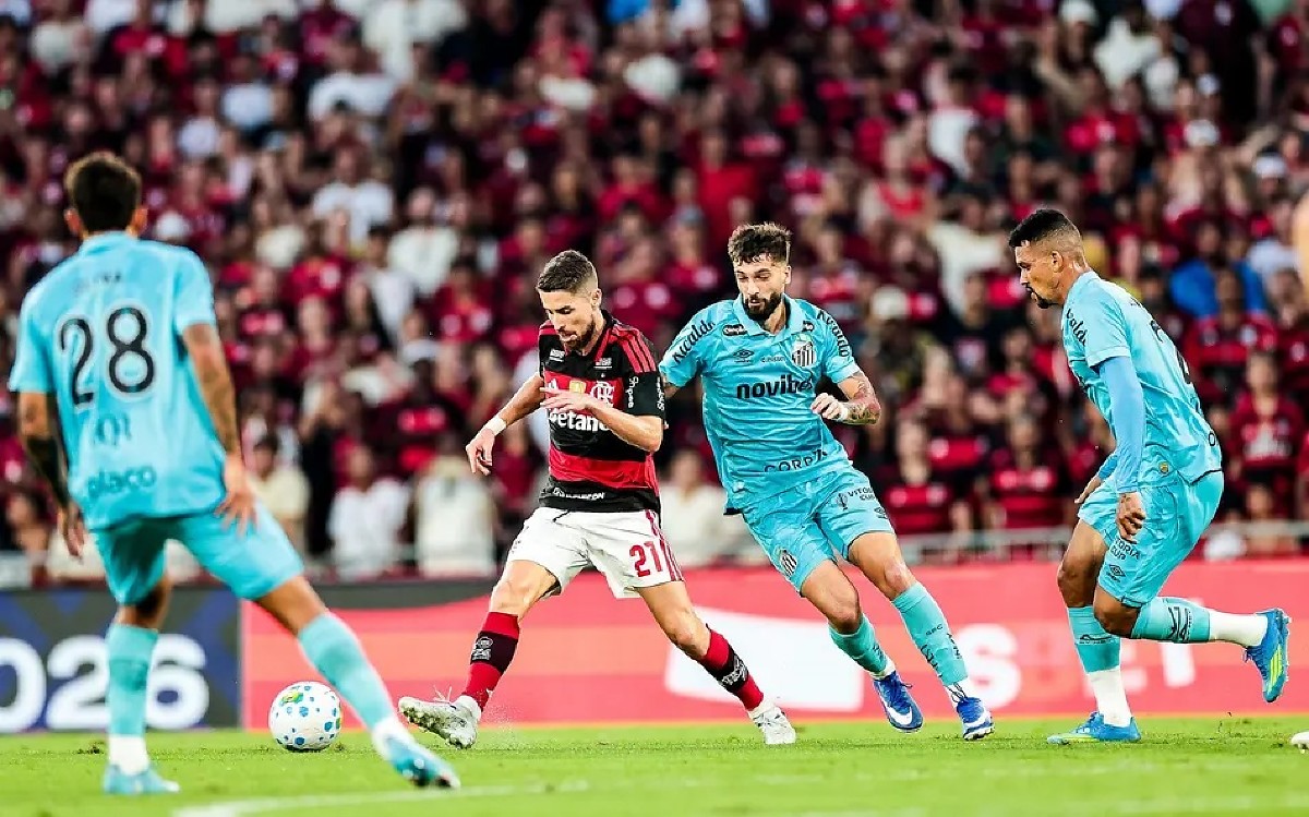 Sem Neymar, Santos leva virada do Flamengo e é incapaz de deslanchar no Brasileirão