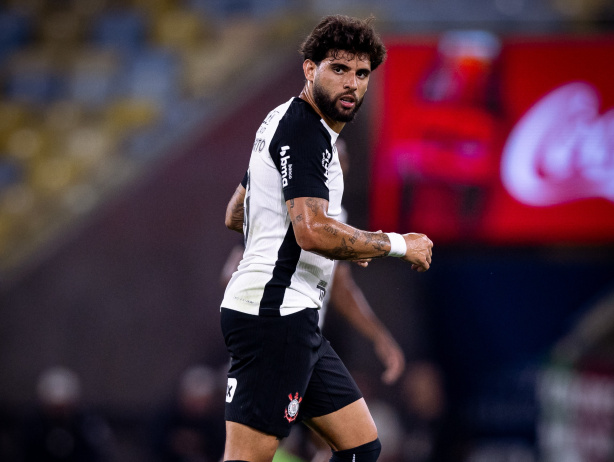 Corinthians vive semana decisiva com estreia na Libertadores, Dérbi e busca por novo treinador