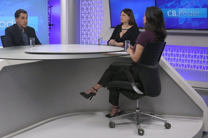 Secretaria de Saúde vai chamar médicos por meio de contrato temporário