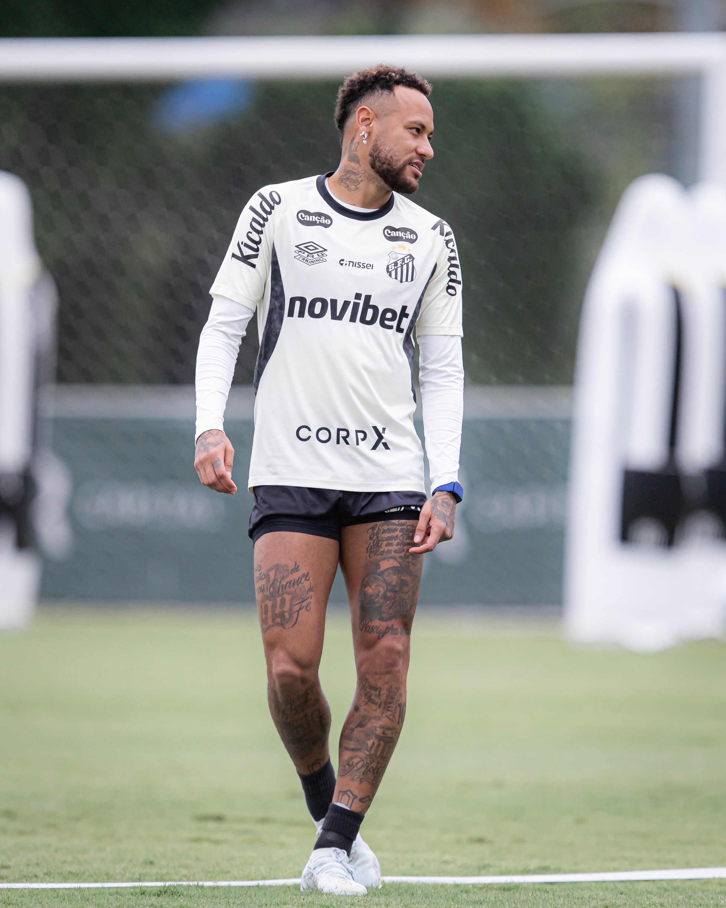 Escalação do Santos: Neymar e Gabigol retornam ao time