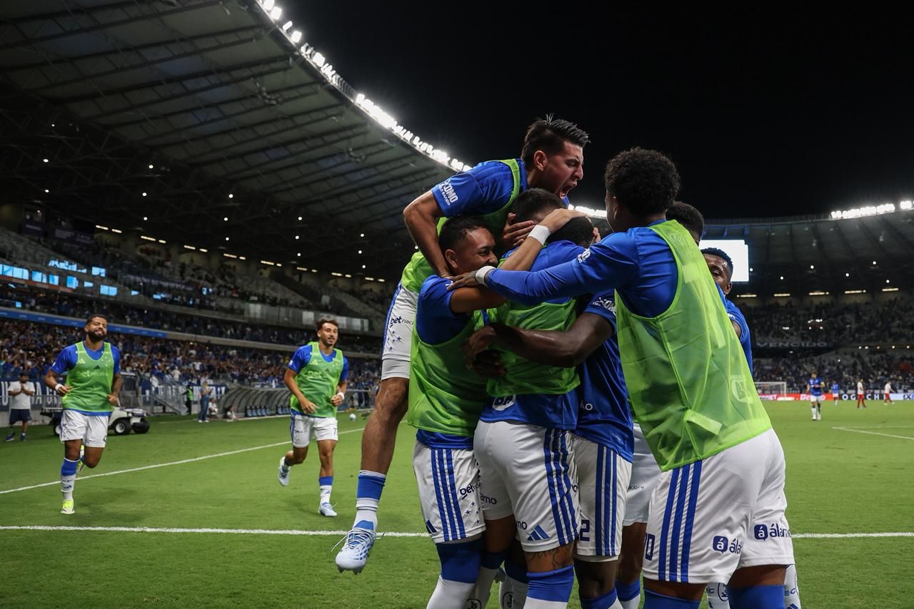 Cruzeiro vence Bragantino com justiça pelo Brasileirão