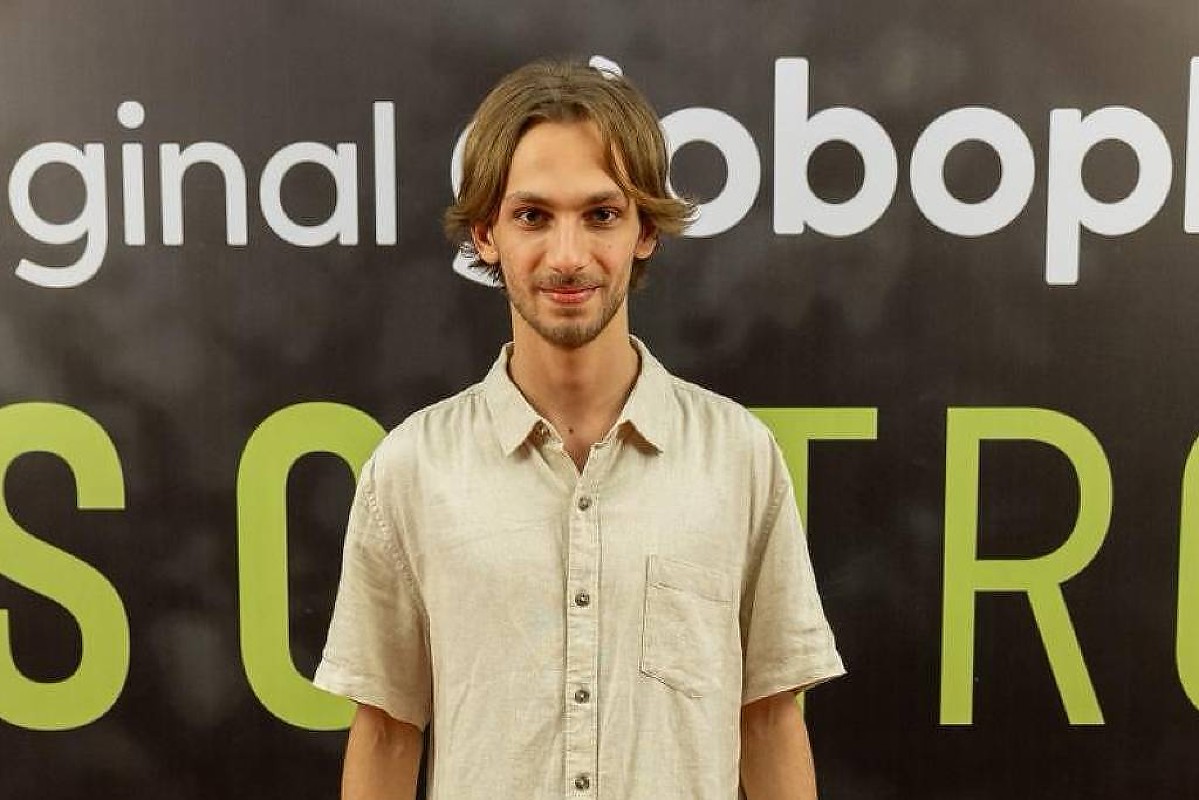 Marcinho ressurge transformado em nova fase de 