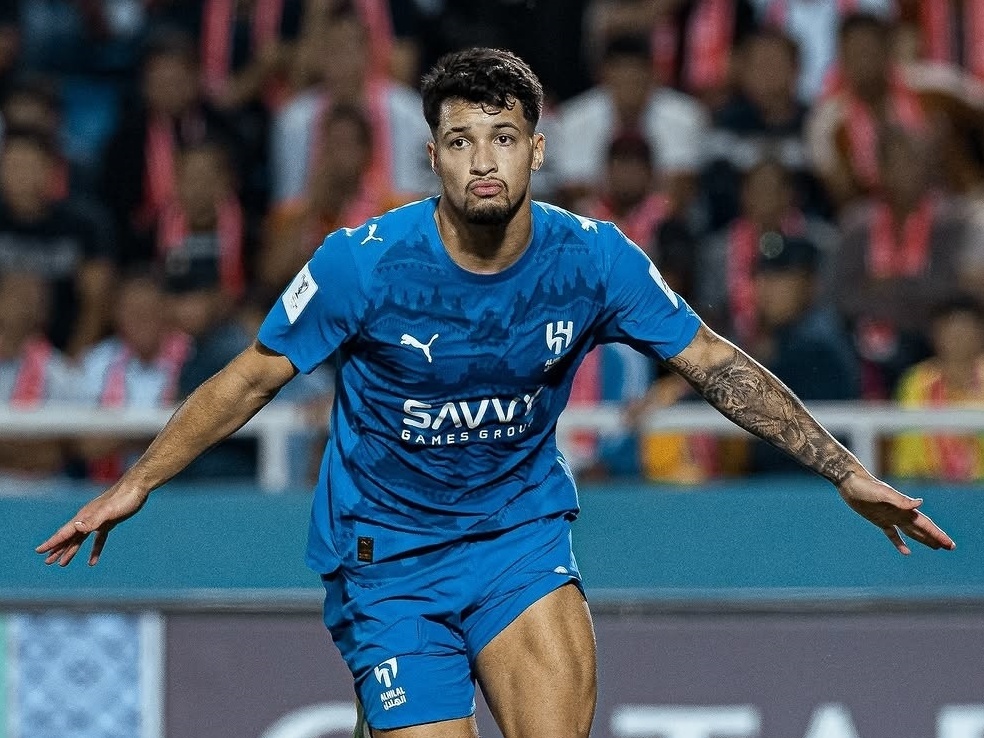 Marcos Leonardo vira reserva e pode pintar no Brasil