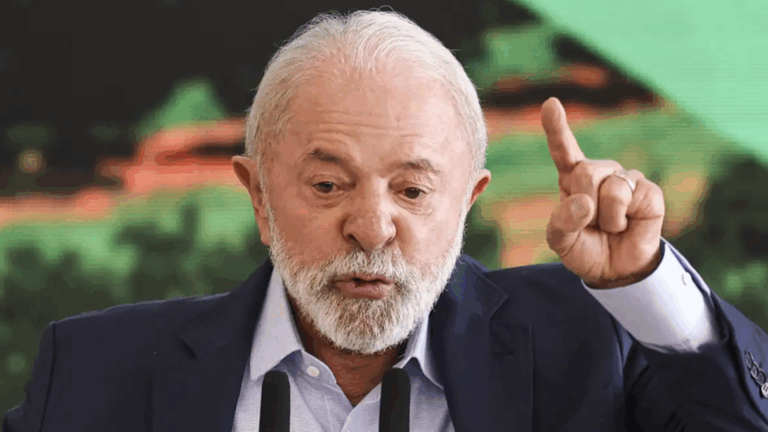 Lula chama Flávio de "fascista" e fala em compromisso “cristão”