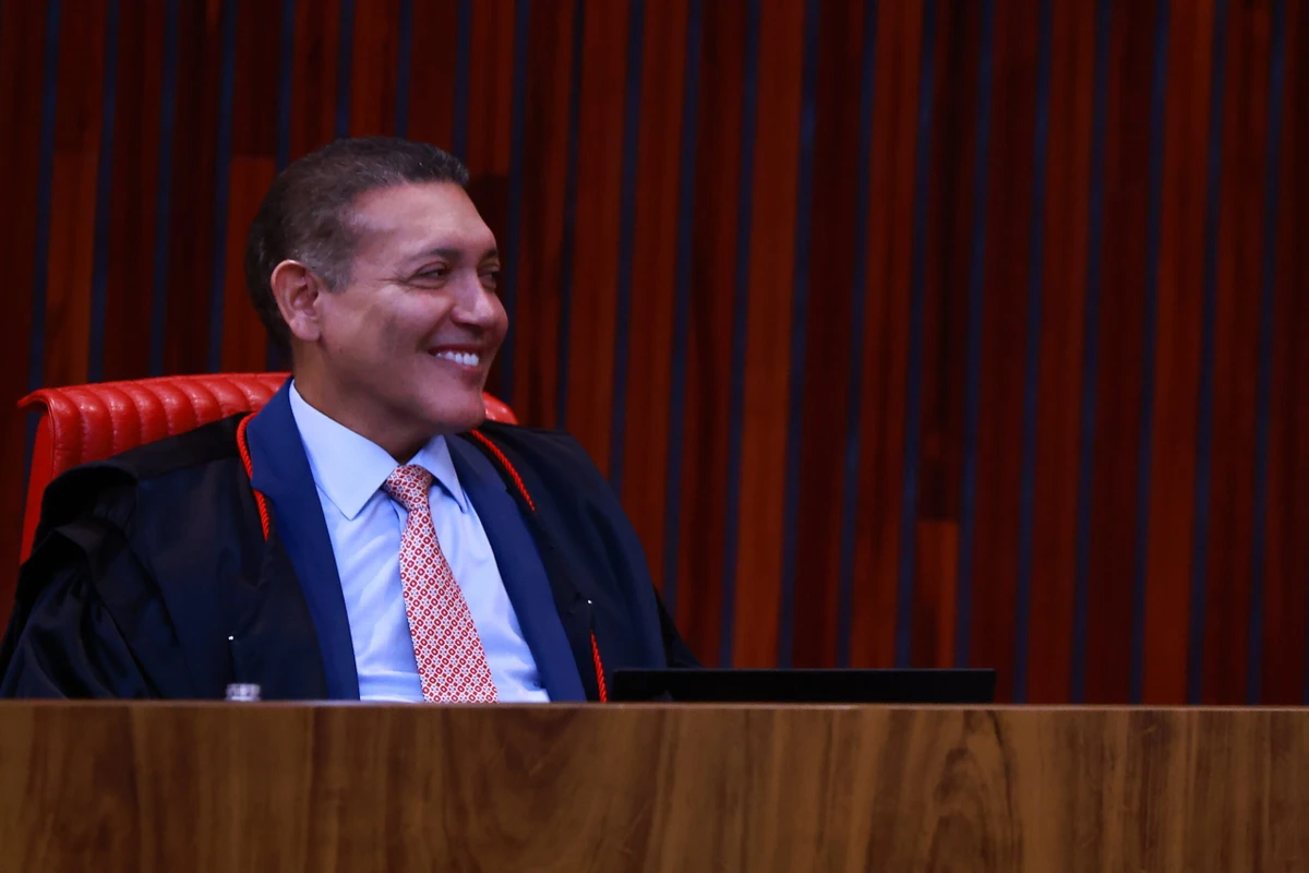 Nunes Marques inova e surpreende colegas com tese que livra atual governador de Roraima