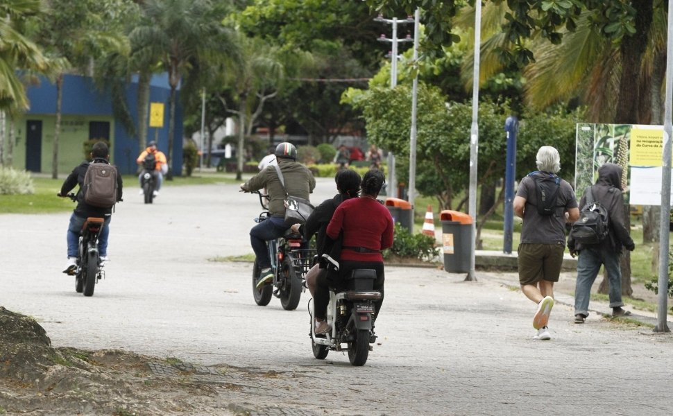 Entenda as novas regras para uso de bicicletas elétricas em Vitória