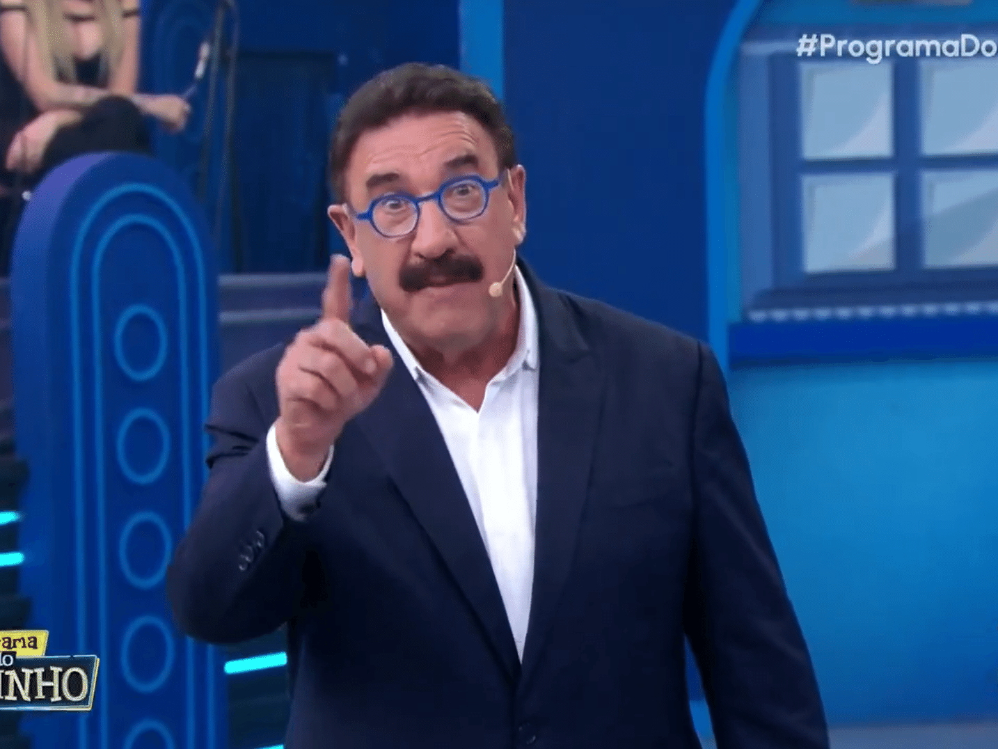 apresentador do SBT vira réu após ataques contra deputada