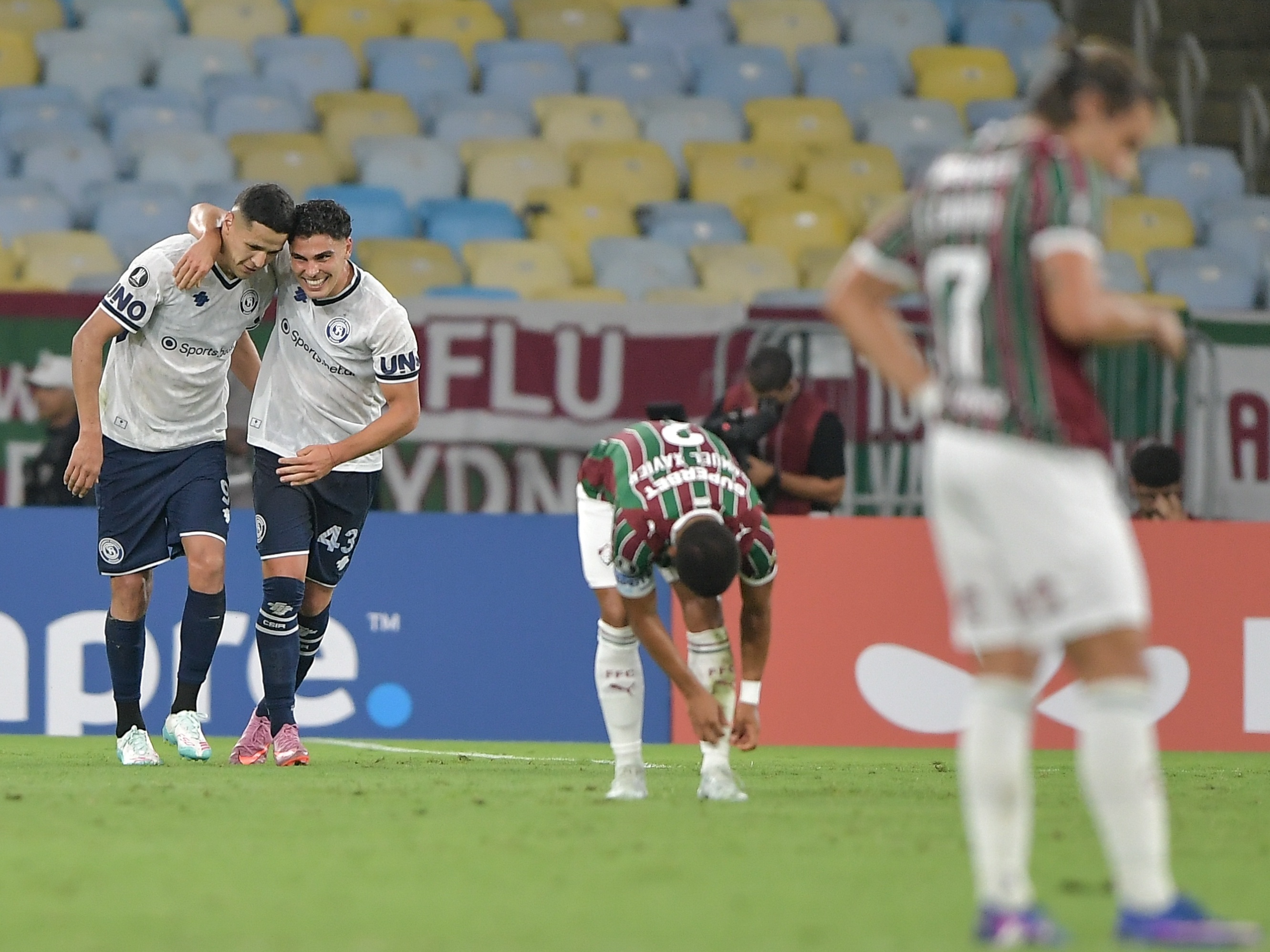 Fluminense leva virada do Rivadavia e segue sem vencer na Libertadores