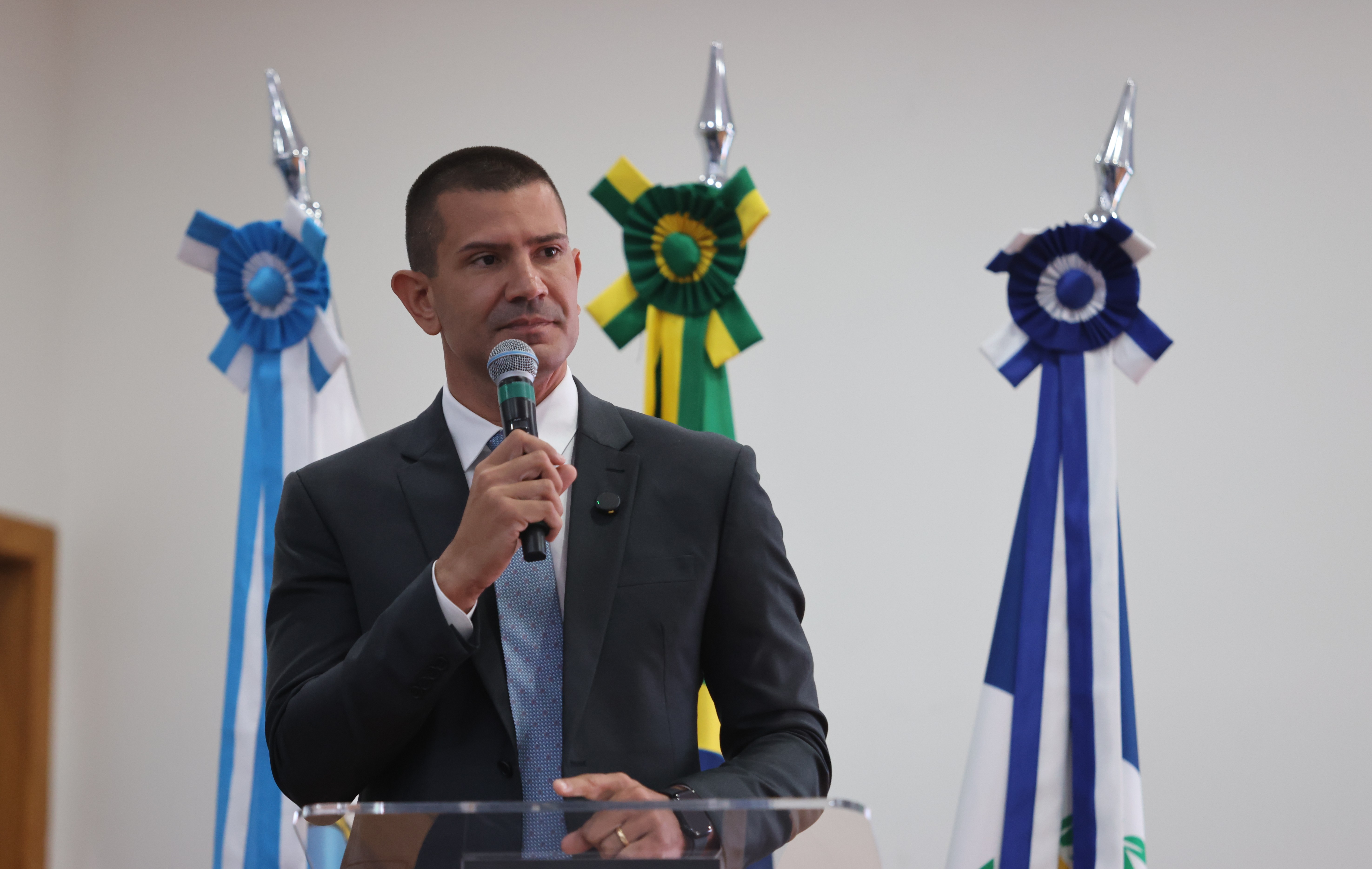 Após vitória na Alerj, Douglas Ruas diz que falará com Ricardo Couto e STF sobre linha sucessória no estado