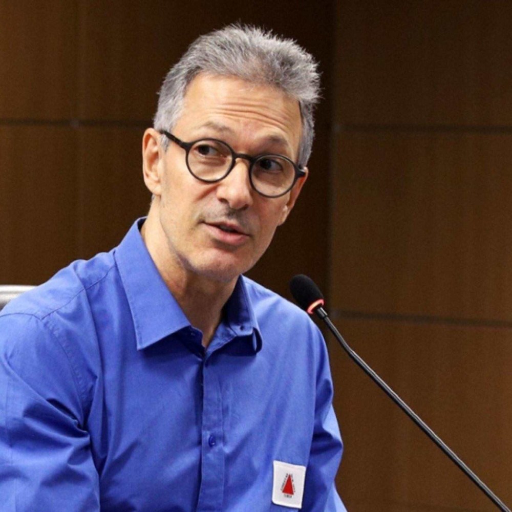 ‘Se teatro de fantoches é ameaça, a carapuça serviu’, diz Zema sobre STF