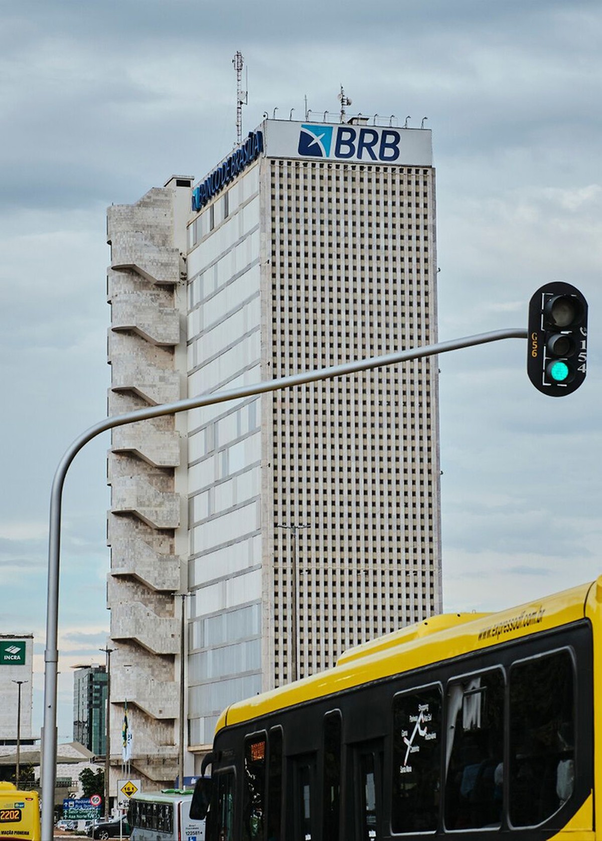 Exclusivo: Operação entre BRB e Quadra inclui carteira do Credcesta e participações na Oncoclínicas e Ambipar