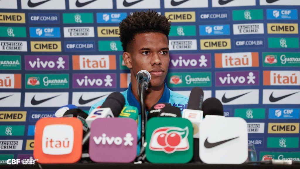 Estêvão sofre lesão na coxa e pode ficar de fora da Copa do Mundo