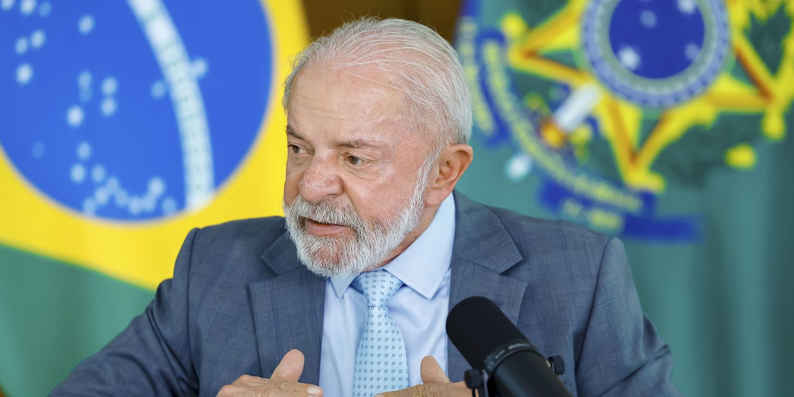 Lula envia ao Congresso projeto de lei pelo fim da escala 6x1