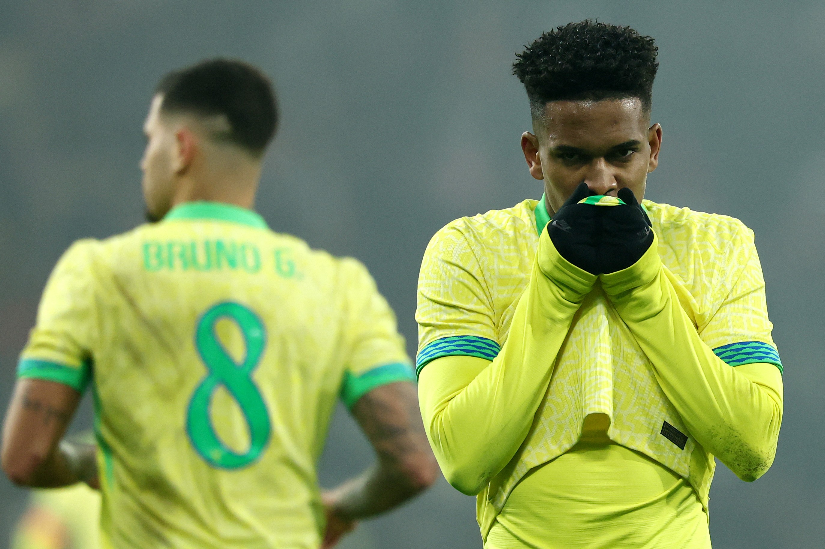 Lesão grau 4: entenda problema que pode deixar Estêvão fora da Copa
