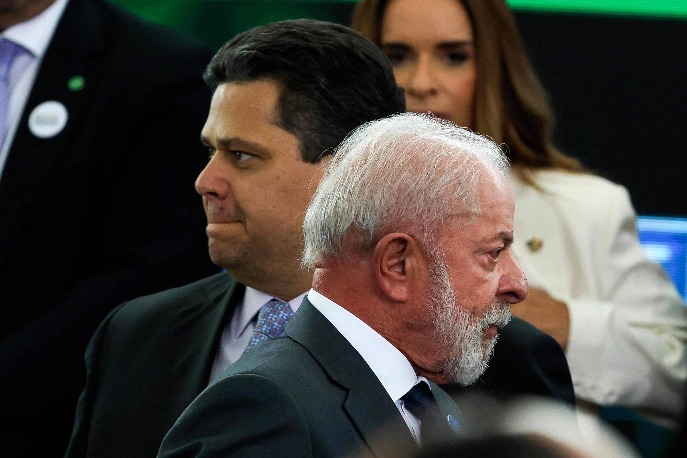 Alcolumbre não dá aval a aliados para votarem por Messias no STF