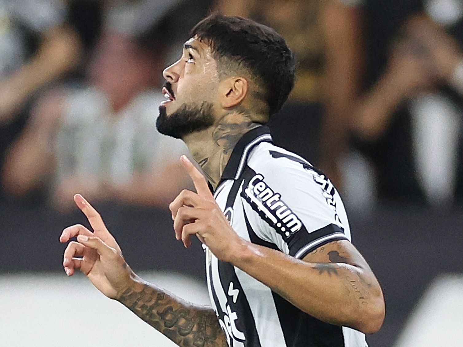 Palmeiras encaminha compra de Alexander Barboza por R$ 20 milhões
