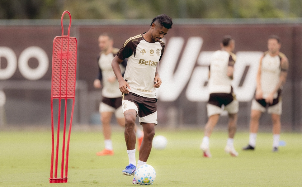 Renovação de Bruno Henrique com o Flamengo avança
