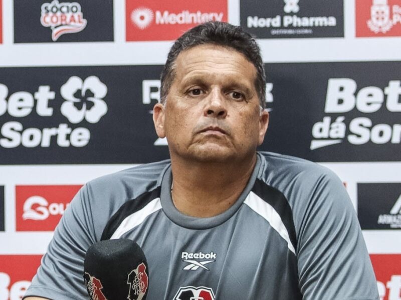 Claudinei Oliveira explica mudanças e considera derrota do Santa Cruz 