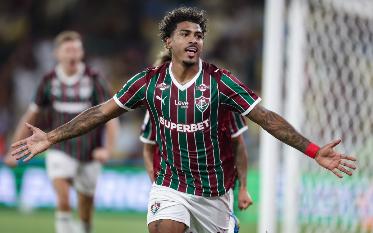 John Kennedy emplaca sequência de gols decisivos e aumenta fama no Fluminense