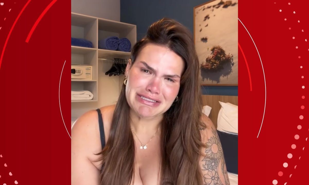 Thais Carla se emociona ao rever trajetória de emagrecimento
