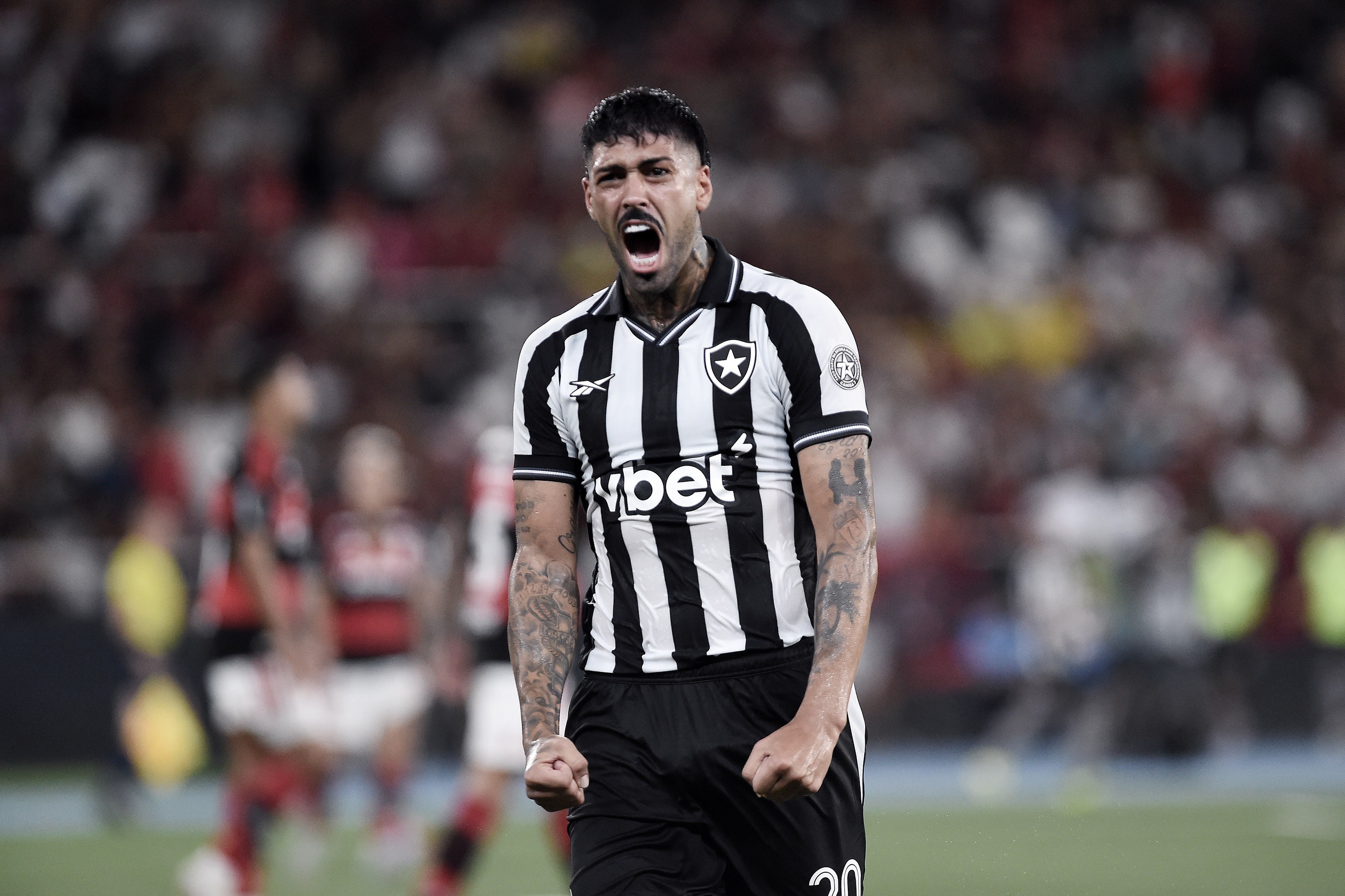 O que falta para Palmeiras e Botafogo fecharem acordo por Barboza
