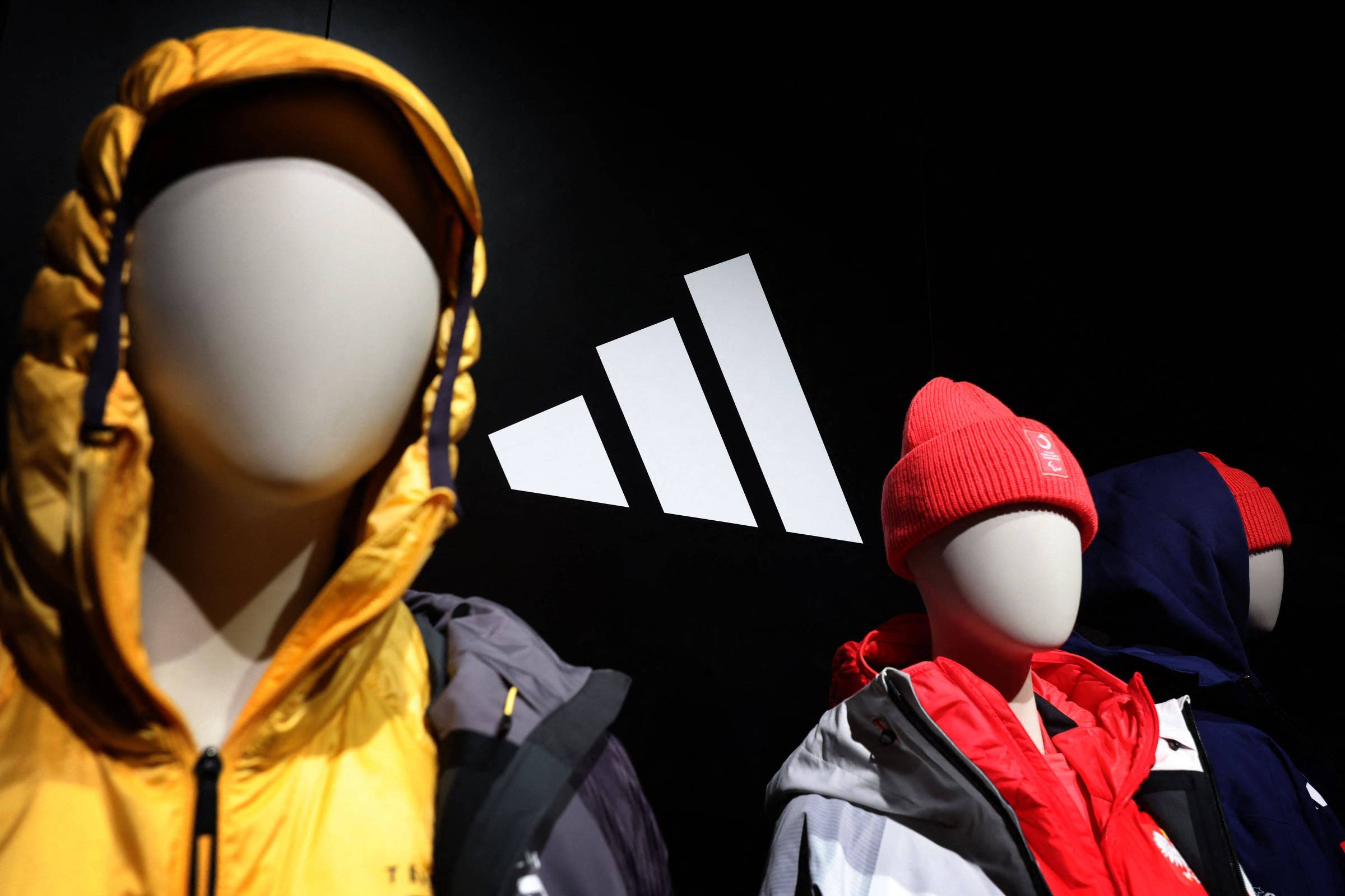 Lucro da Adidas recebe impulso da Copa do Mundo em mercado 'volátil'