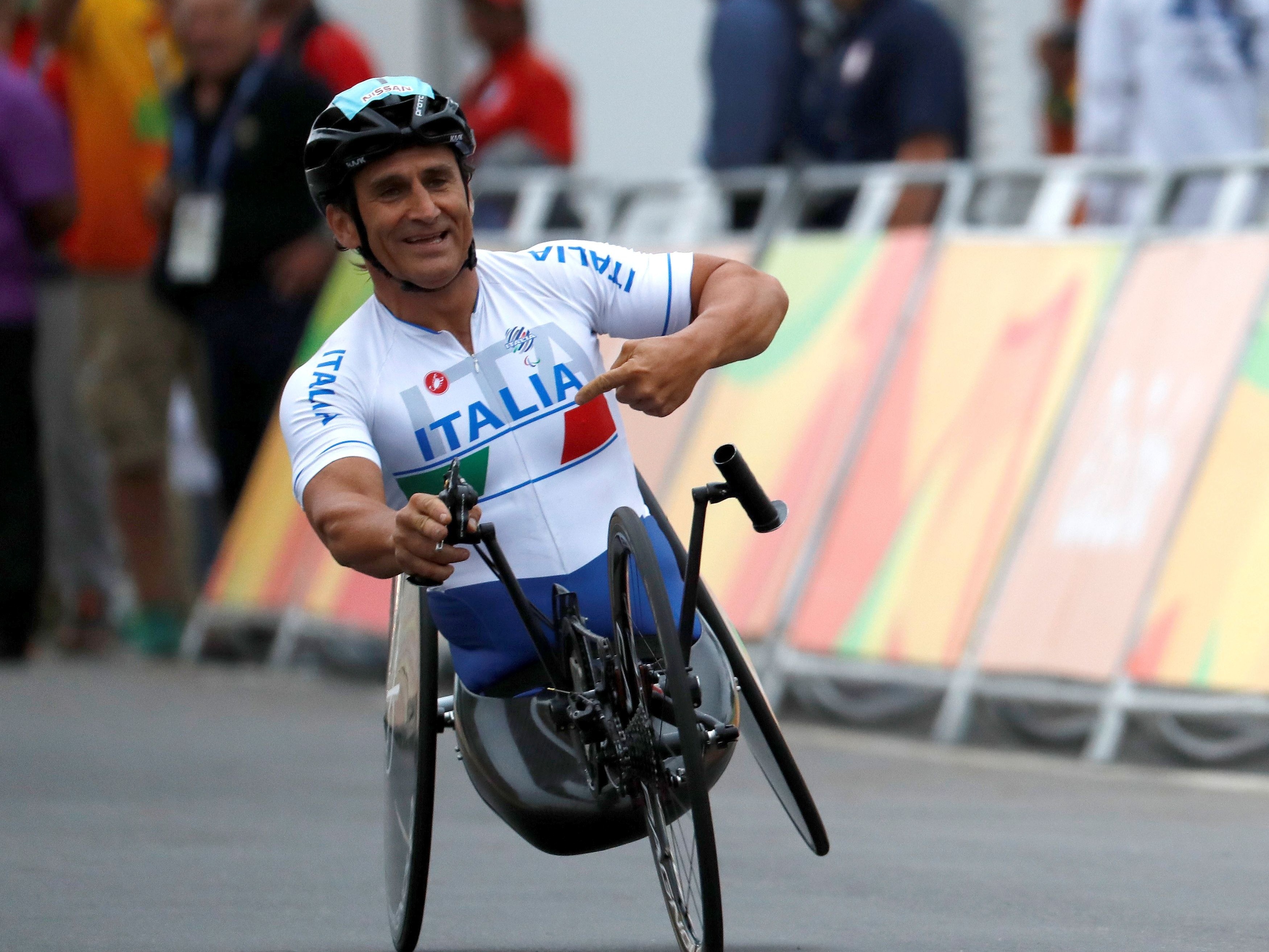 Morre Alex Zanardi, campeão paralímpico e ex-piloto de F1, aos 59 anos
