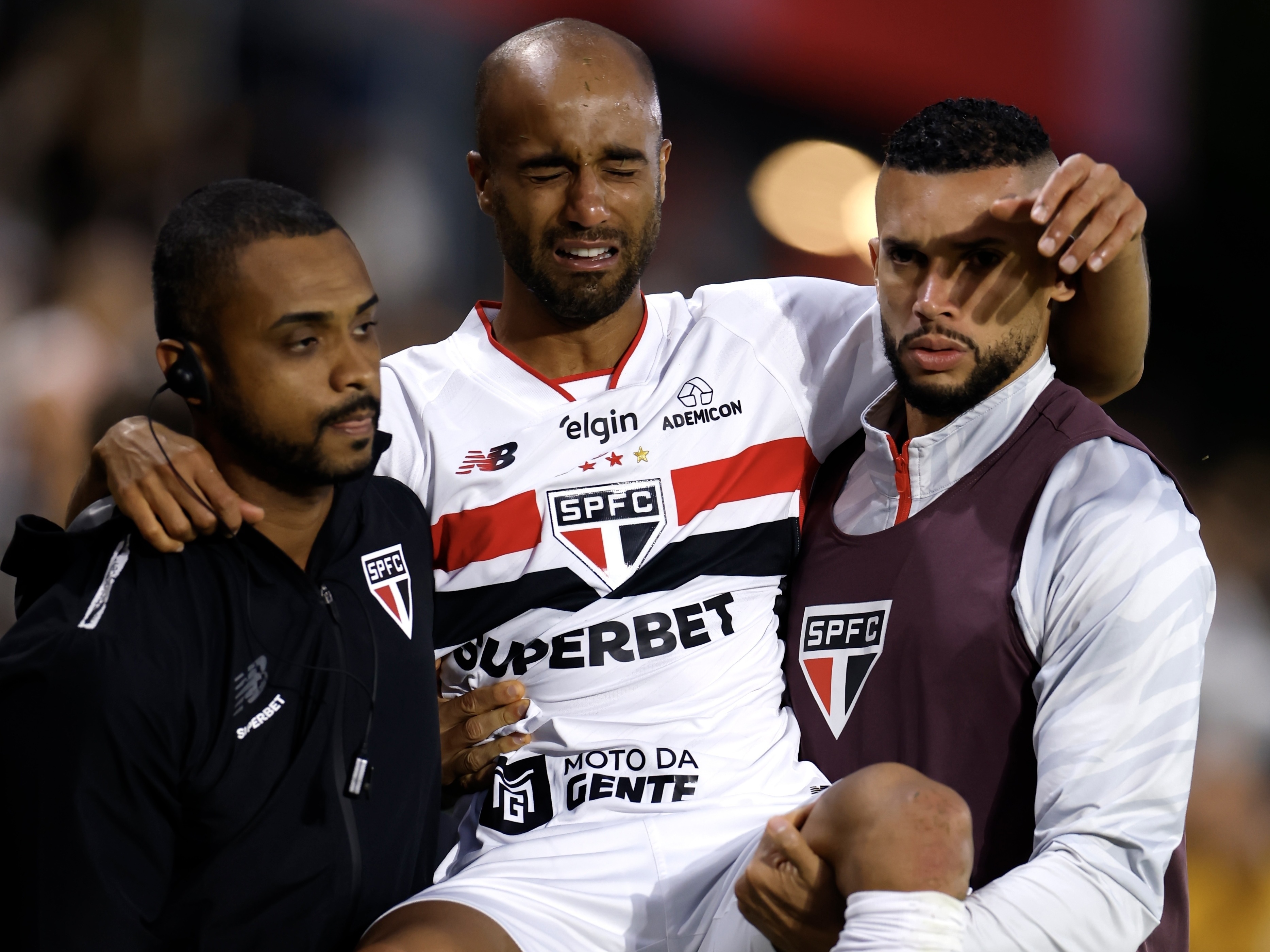 Lucas sofre nova lesão, e São Paulo teme que ídolo não jogue mais em 2026