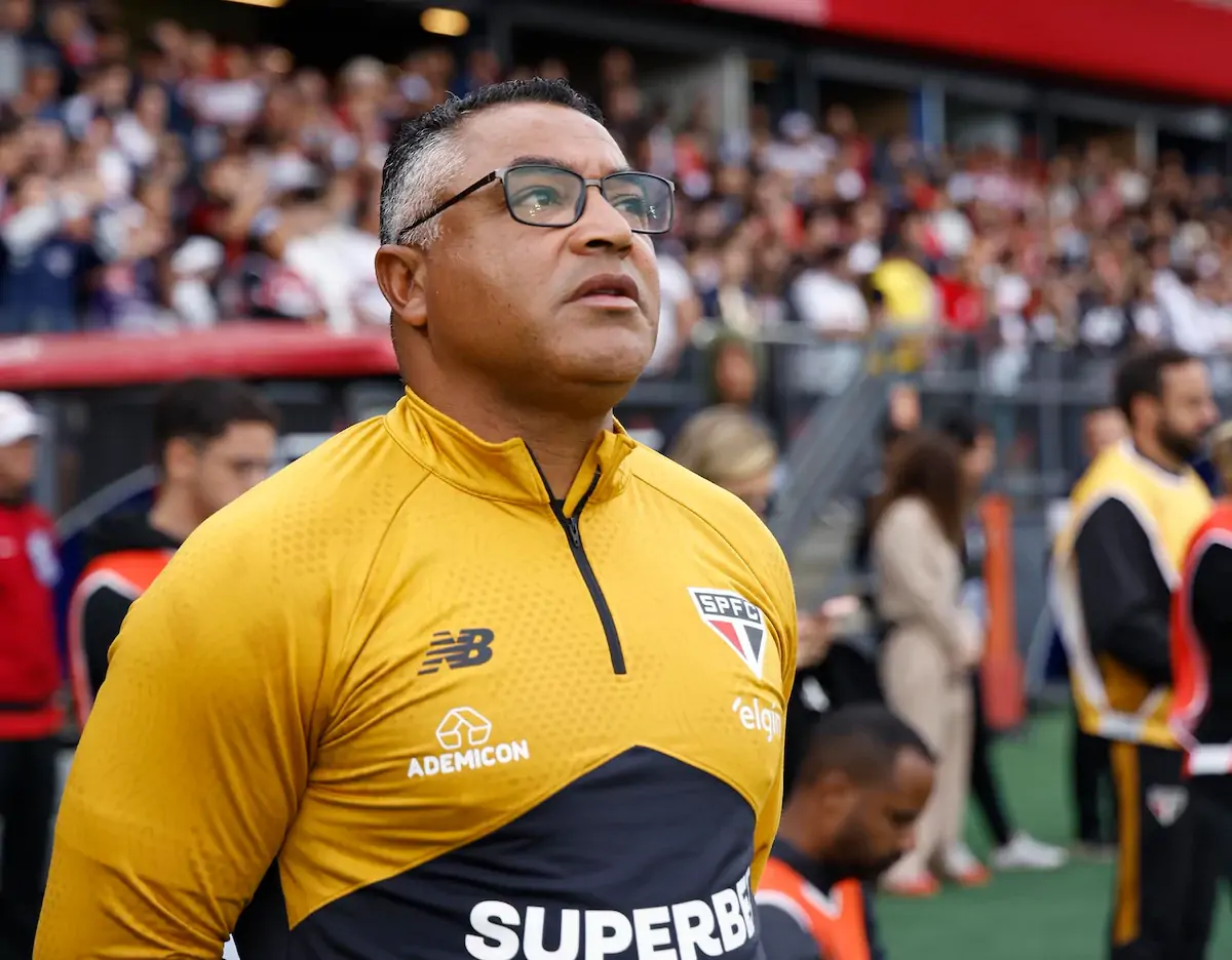 Roger lamenta empate do São Paulo e aponta lesões como decisivas: 'Mudou contexto do jogo'