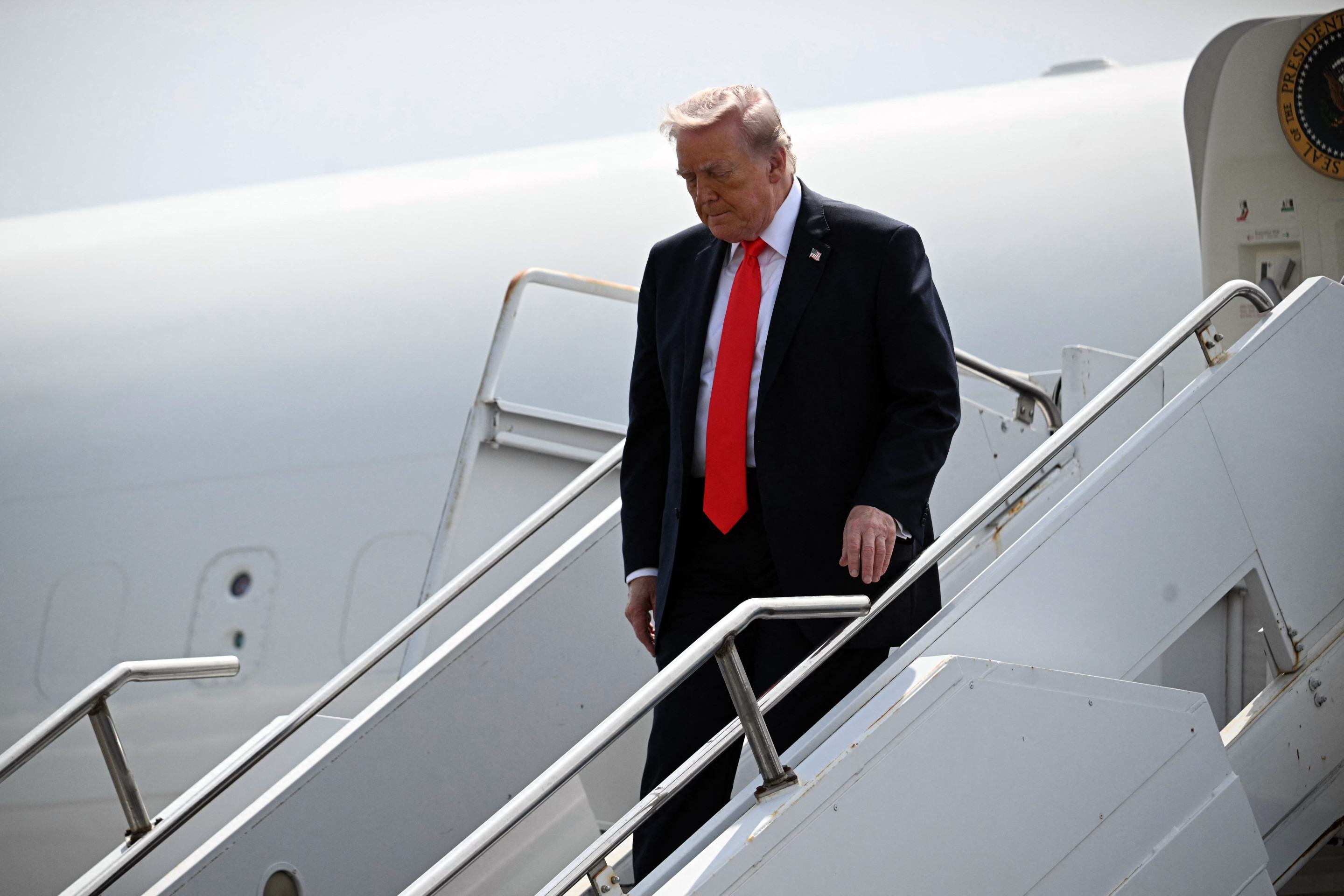Em meio à guerra, Trump tem desaprovação recorde nos EUA