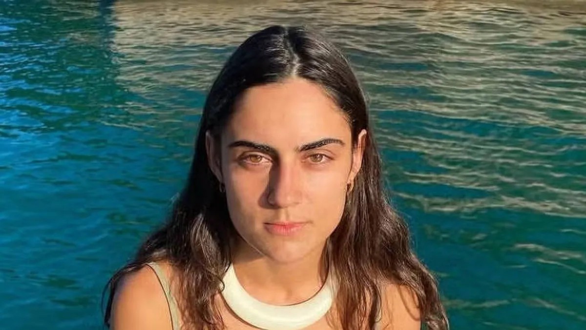 Quem é a ex-namorada de Alanis Guillen que deverá ficar longe da atriz devido à medida protetiva