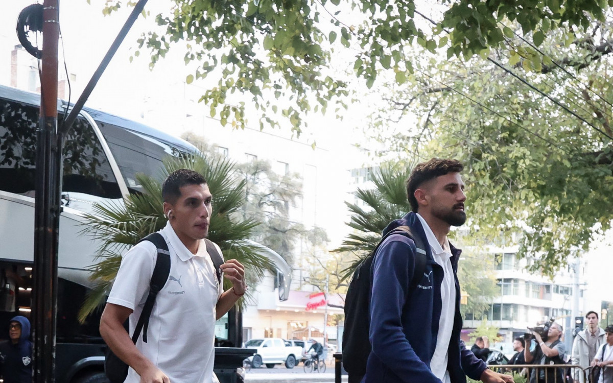 Fluminense desembarca na Argentina para jogo decisivo na Libertadores