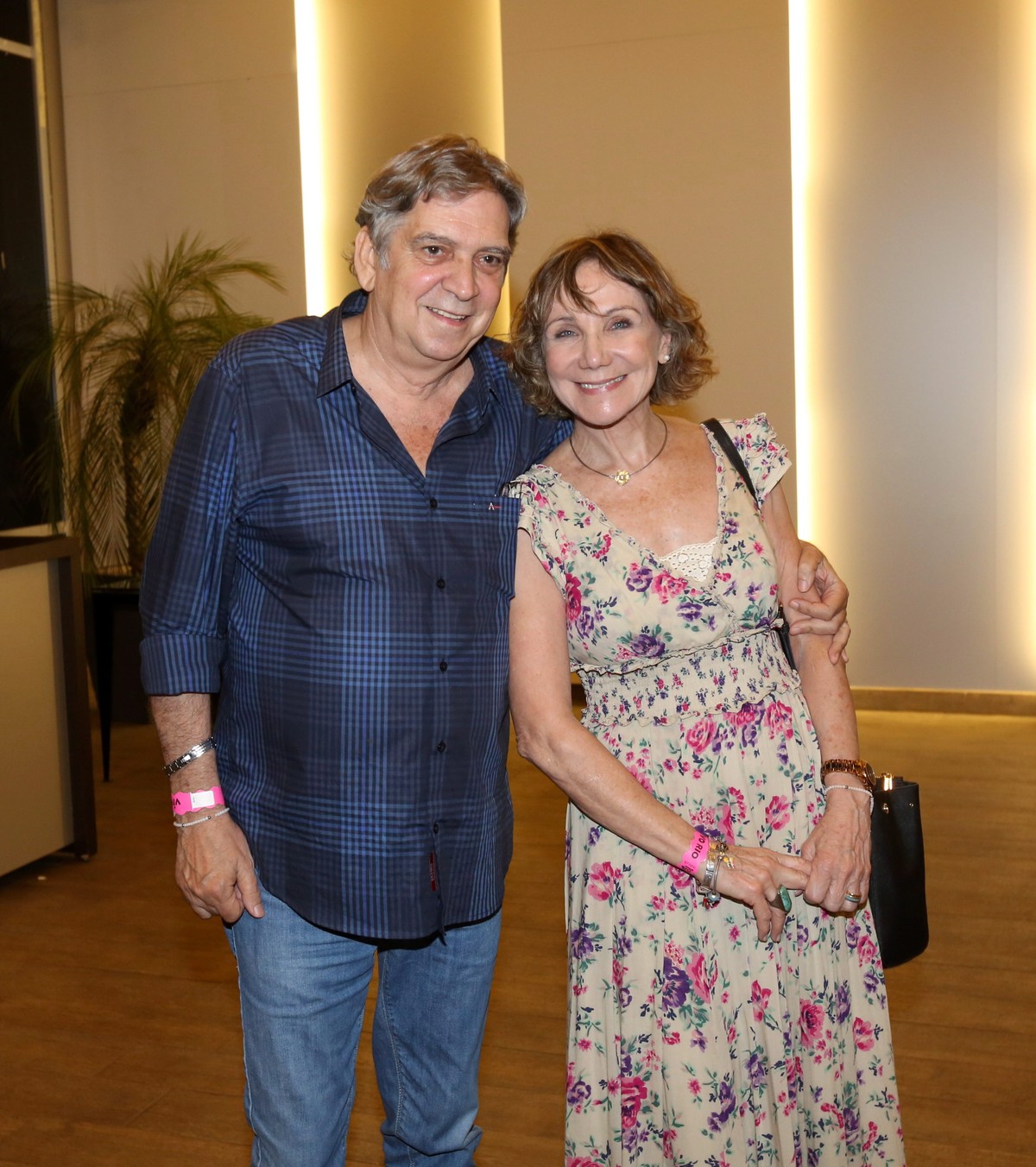 Viúva de Guto Graça Mello, Sylvia Massari desabafa em homenagem na web: 'Sensação de derrota por não ter conseguido salvar sua vida'