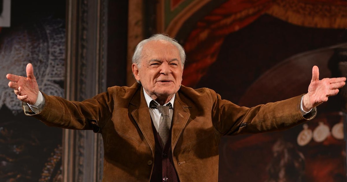 Othon Bastos adia peça por problema de saúde; saiba o que aconteceu com o ator de 92 anos