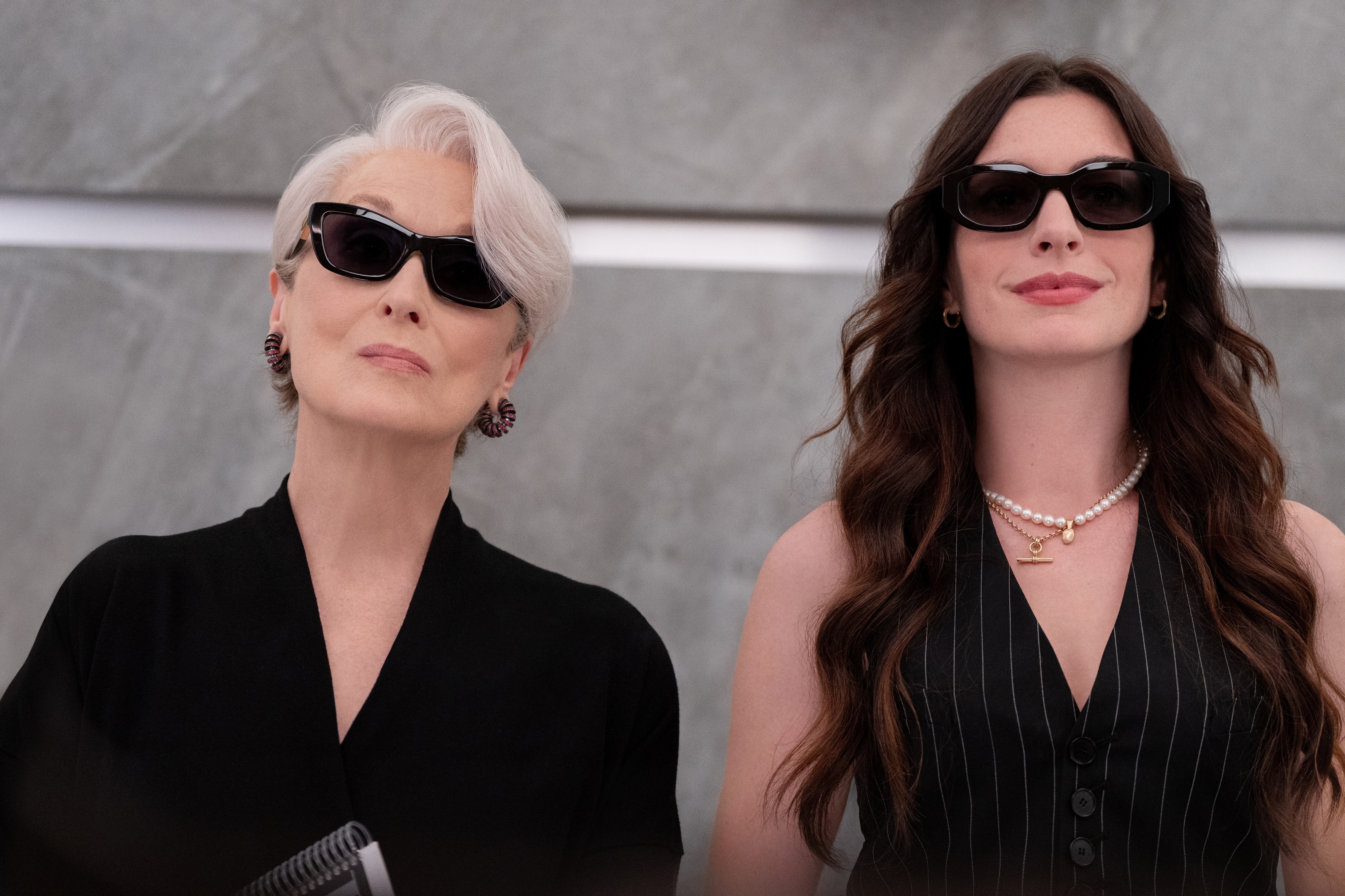 Revista divulga salários de atrizes de 'O Diabo veste Prada 2'; saiba quanto Meryl Streep e Anne Hathaway receberam
