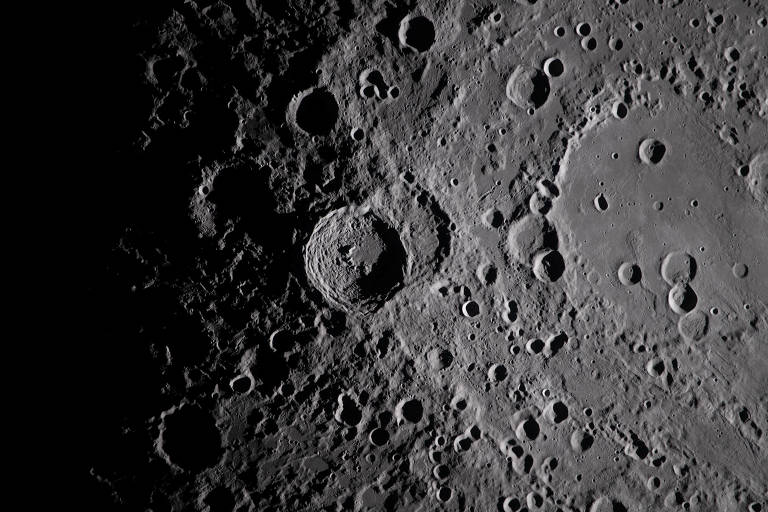 Um mês após volta da Artemis 2, entenda dez fotos feitas pela missão ao redor da Lua