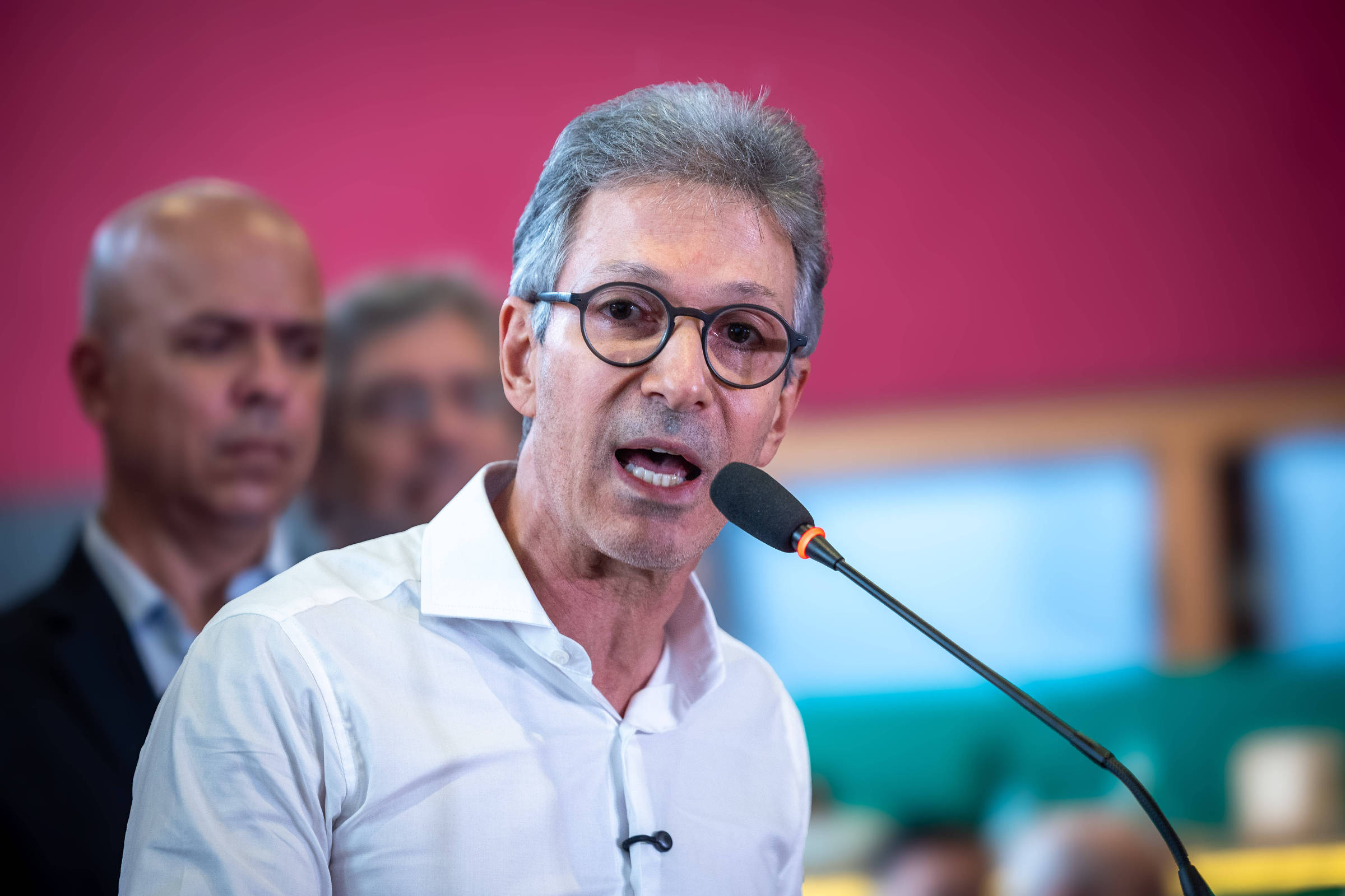 Zema mantém embate e publica mais um capítulo da série que irritou Gilmar