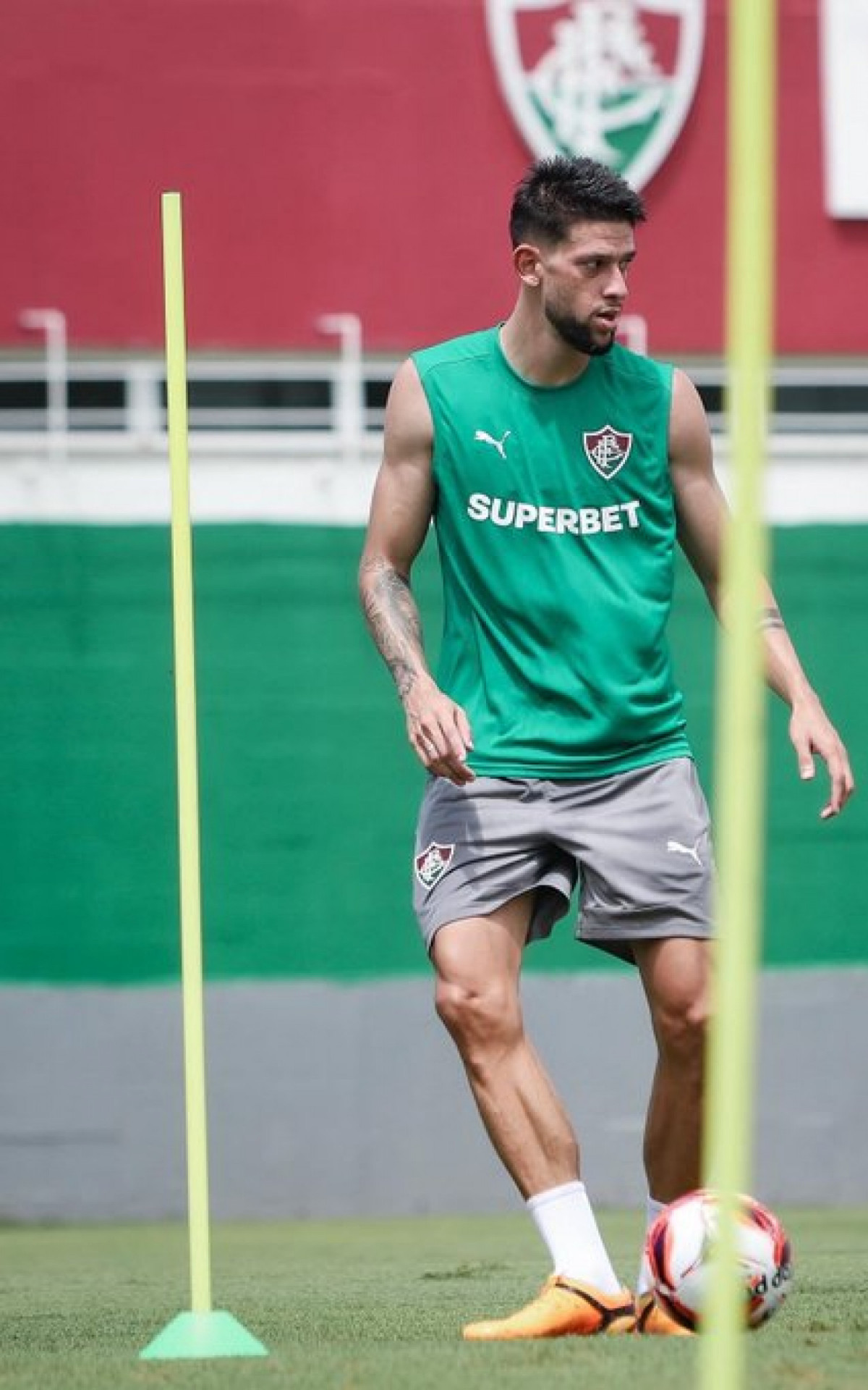 Jemmes vive oscilação na temporada, e sistema defensivo do Fluminense sofre