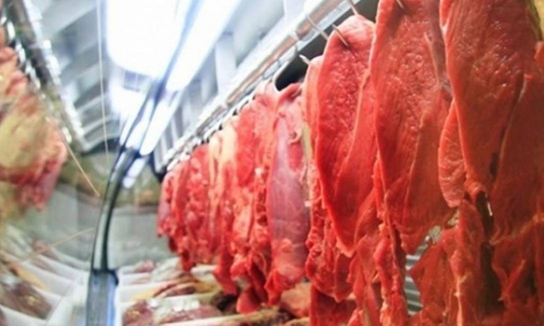 União Europeia deixa Brasil fora de lista de países que atendem exigência sanitária para exportação de carne
